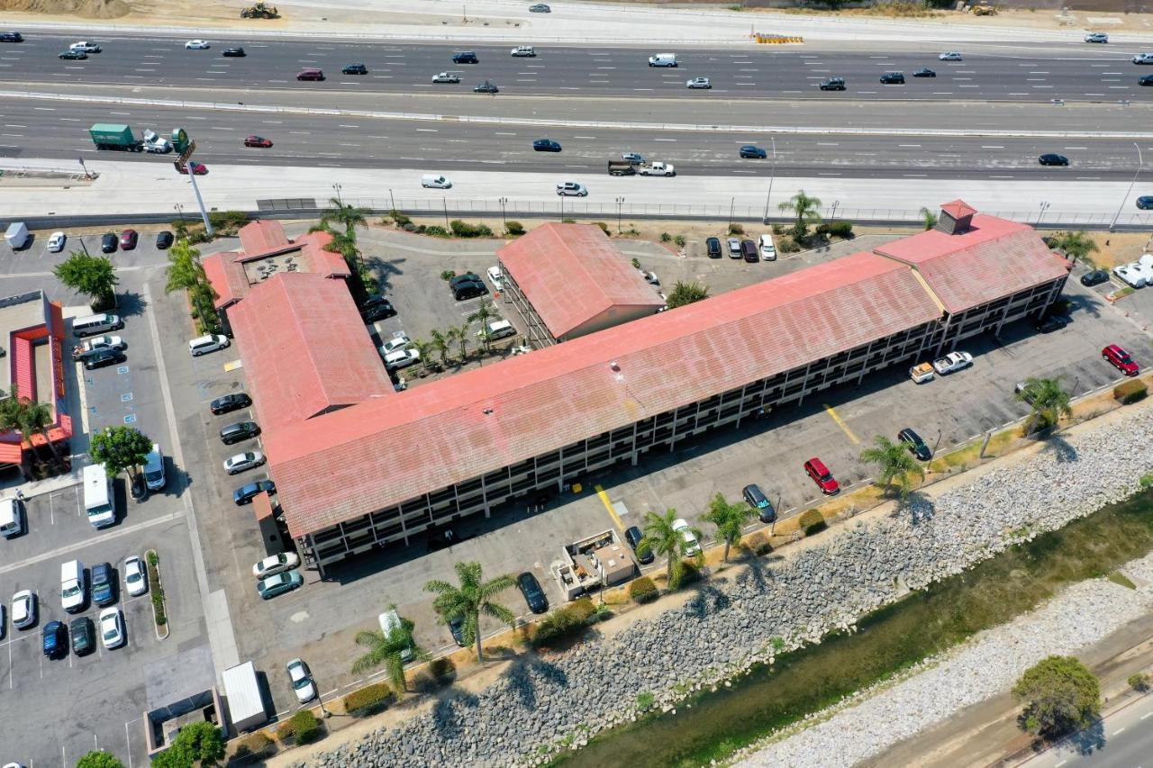 La Quinta Inn By Wyndham Costa Mesa Orange County Exteriér fotografie